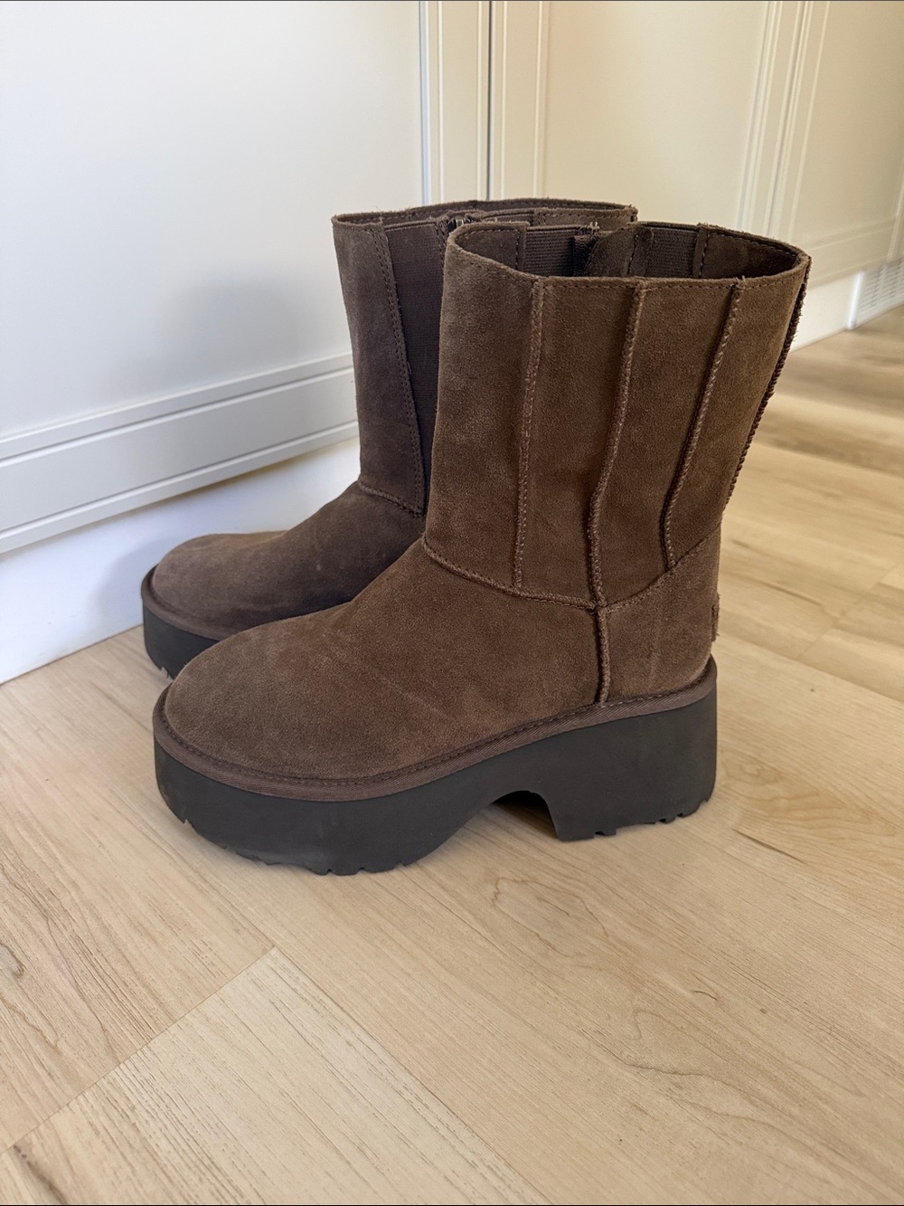 UGG Dark Brown Suede Platform Ankle Boots - Picture 3 of 3